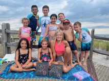 Bracelet-Sale-walkway-7